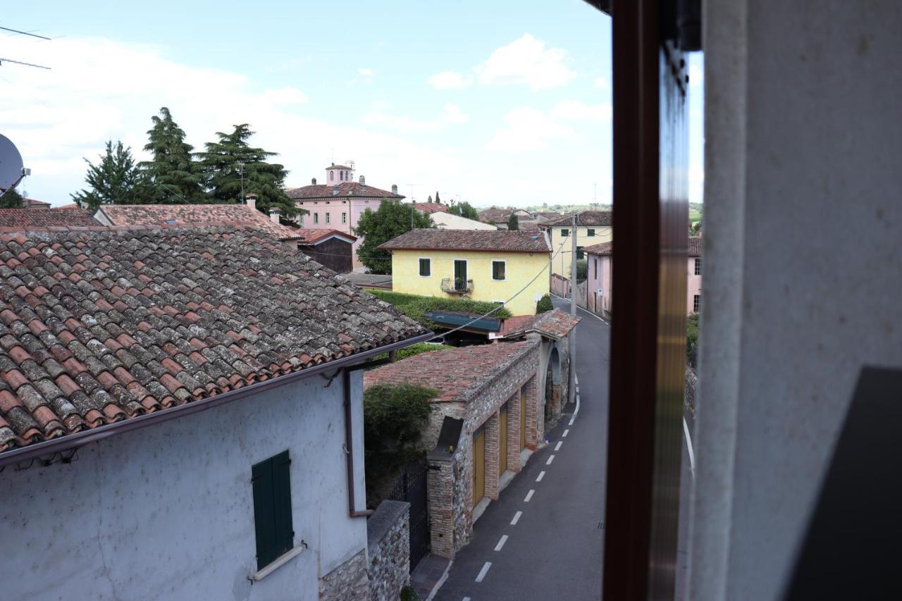 Le Camere Dell'Ancora Monzambano Exterior foto